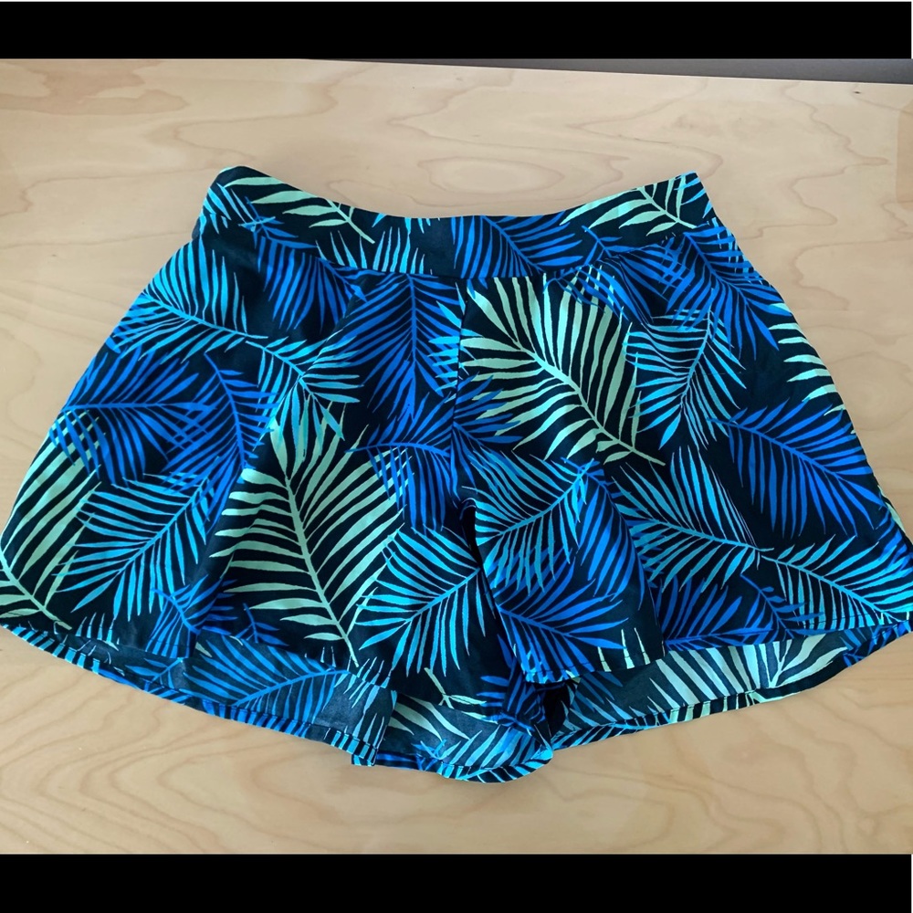 High-Rise Tropical Shorts